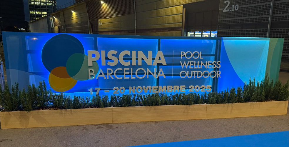 acogida salon piscina barcelona 2025 01