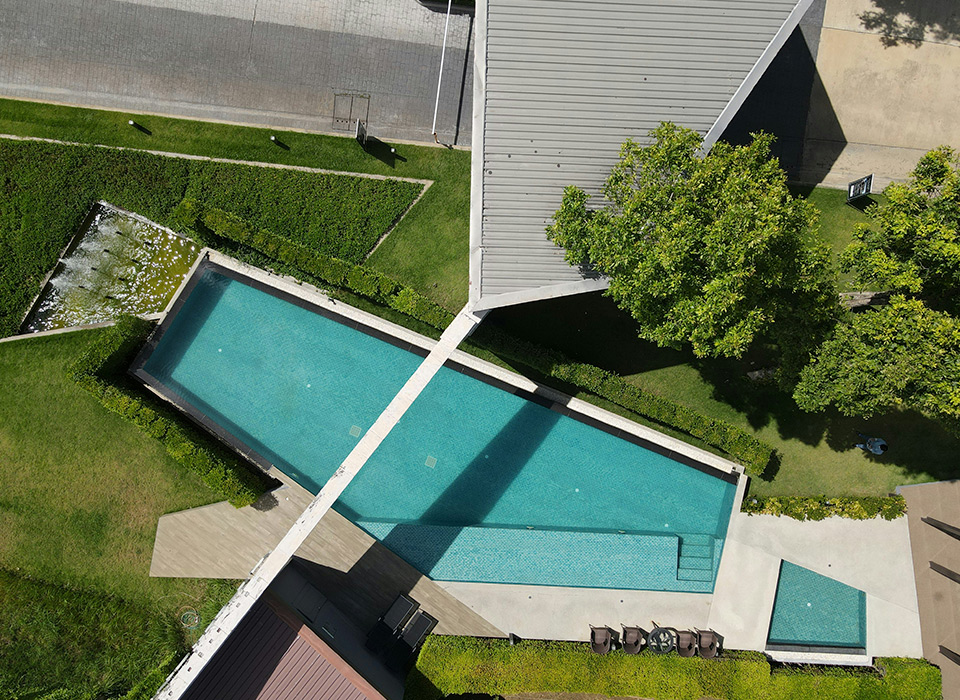 Irregular shaped saltwater pool