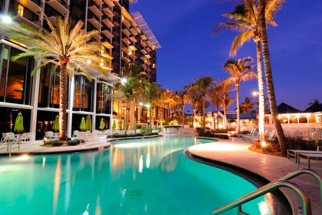 hotel pools salt chlorination innowater