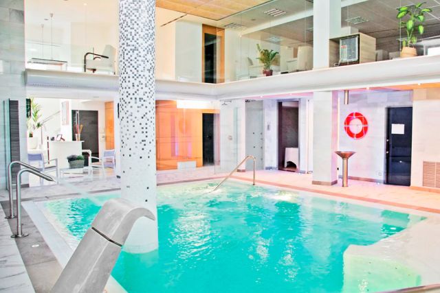 piscinas residencias cloracion salina innowater